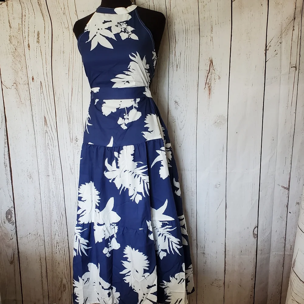 Kara and Kate sleeveless maxi dress halter neckline blue with white flowers S - Picture 7 of 16